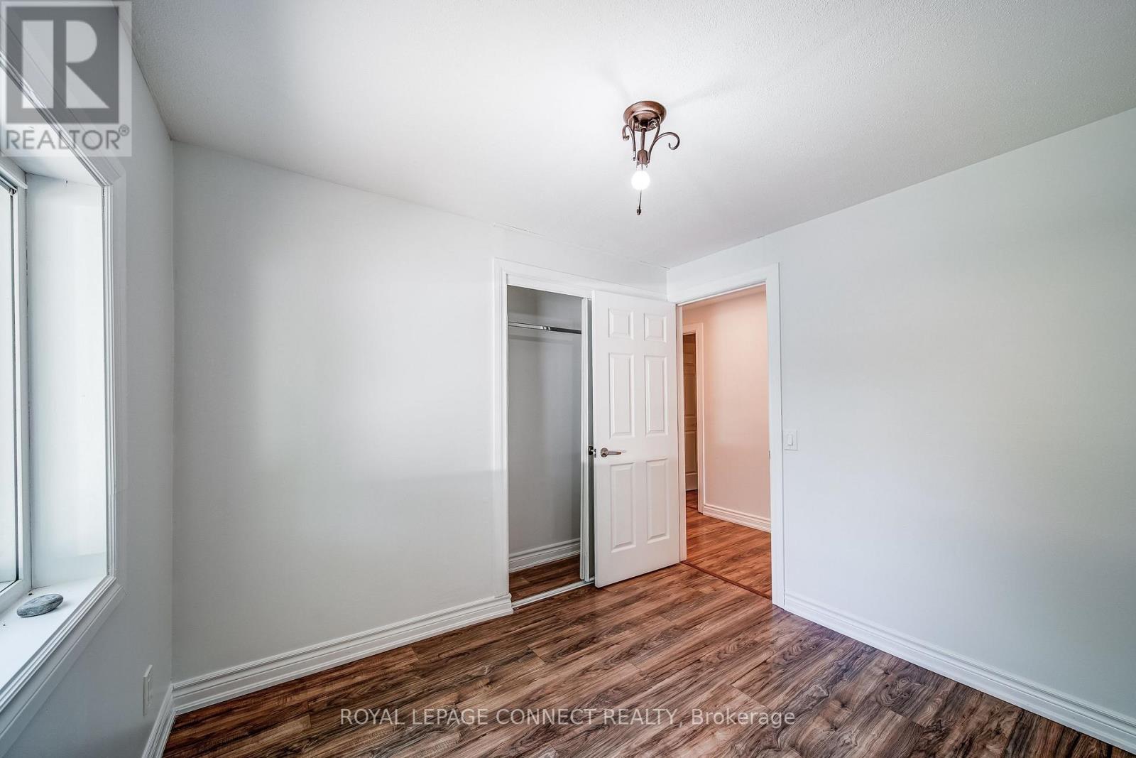 158 Beach Road, Georgina, Ontario  L4P 2L7 - Photo 10 - N12299650