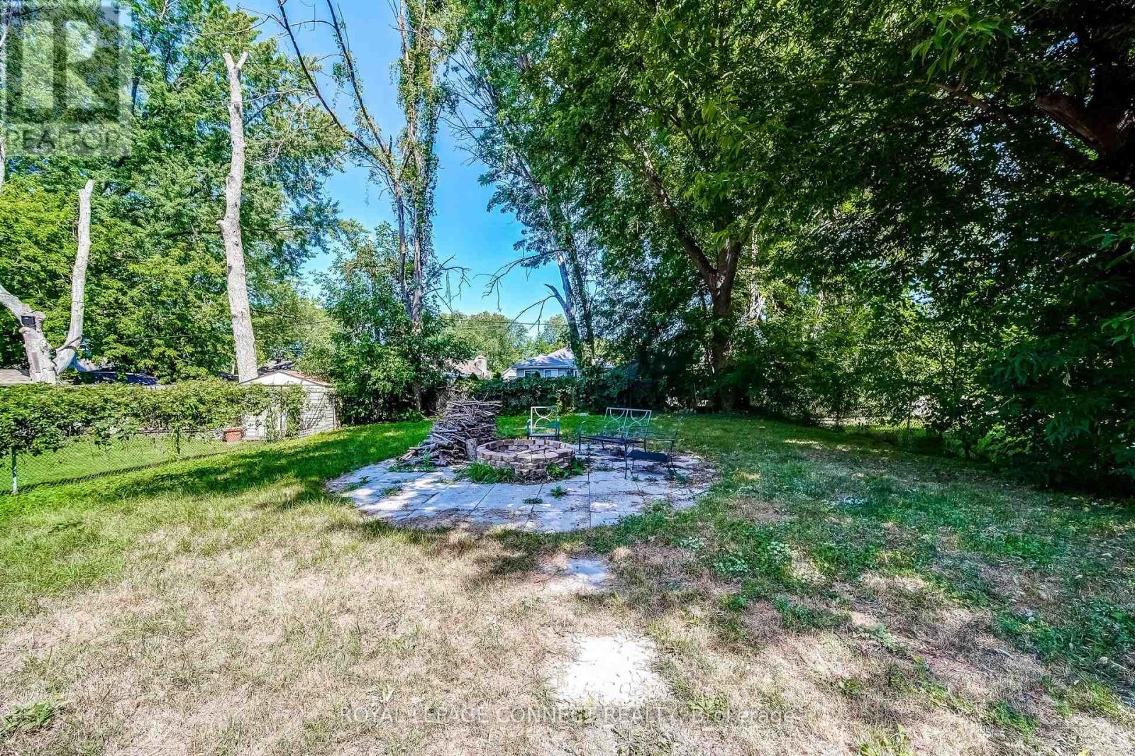 158 Beach Road, Georgina, Ontario  L4P 2L7 - Photo 26 - N12299650