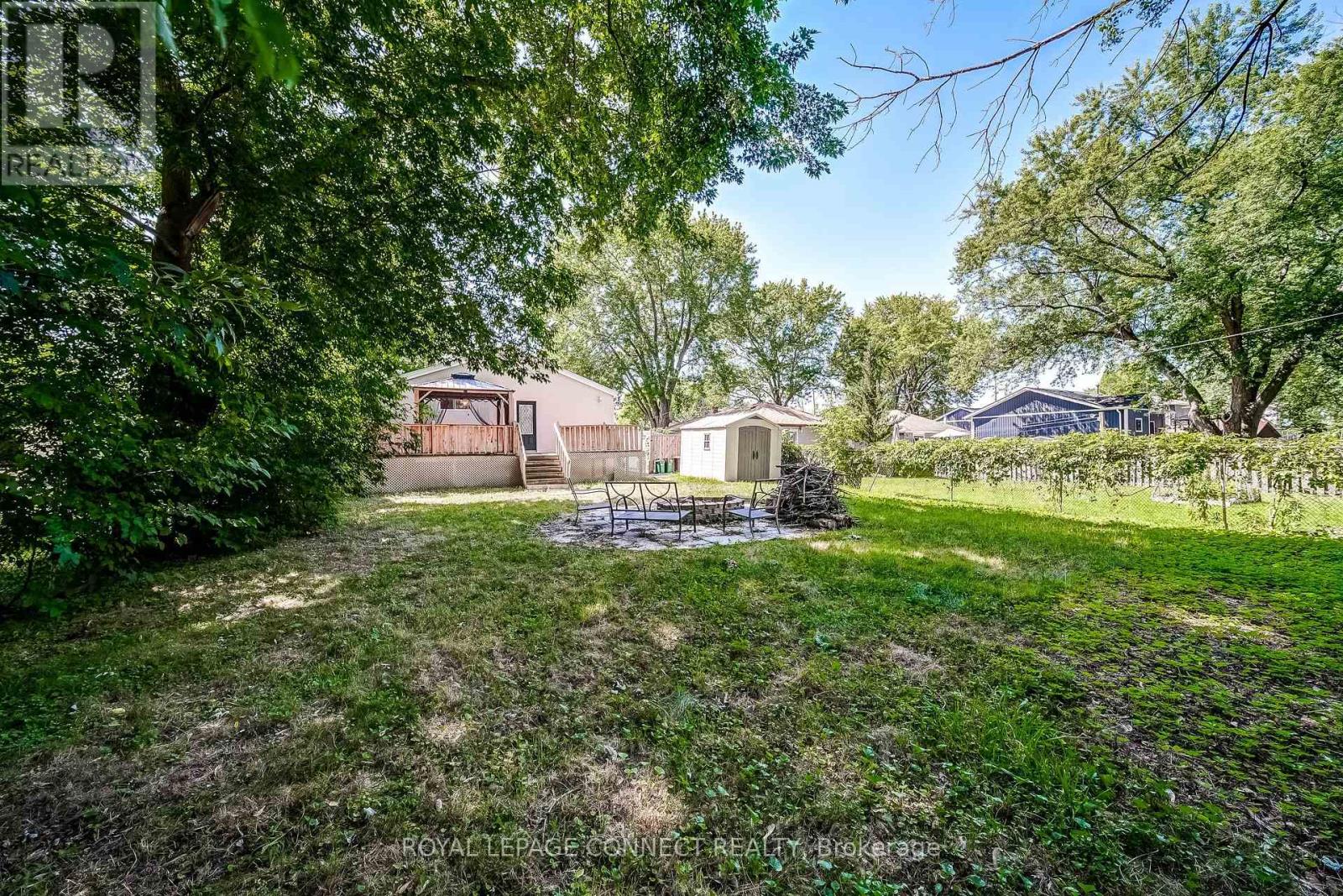 158 Beach Road, Georgina, Ontario  L4P 2L7 - Photo 27 - N12299650