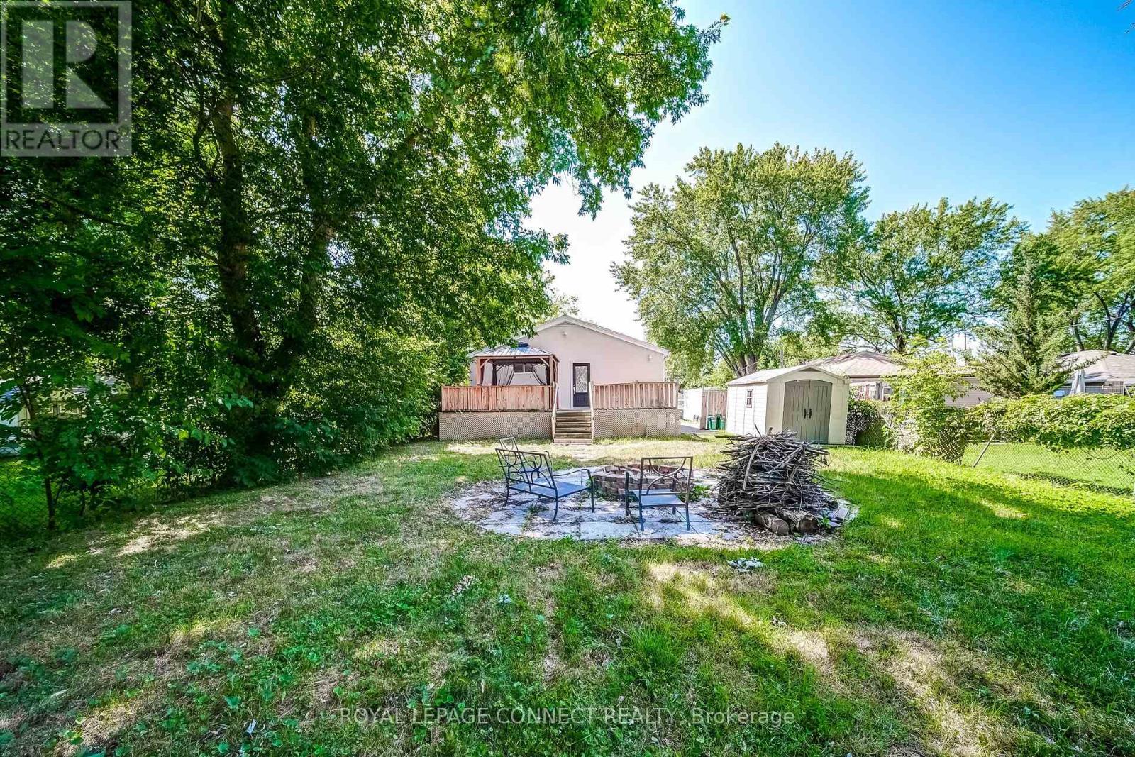 158 Beach Road, Georgina, Ontario  L4P 2L7 - Photo 28 - N12299650