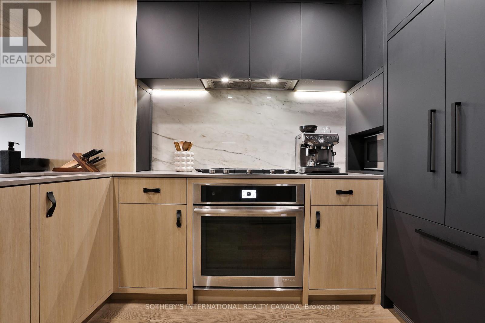 Property at 302 - 45 DOVERCOURT ROAD image 5