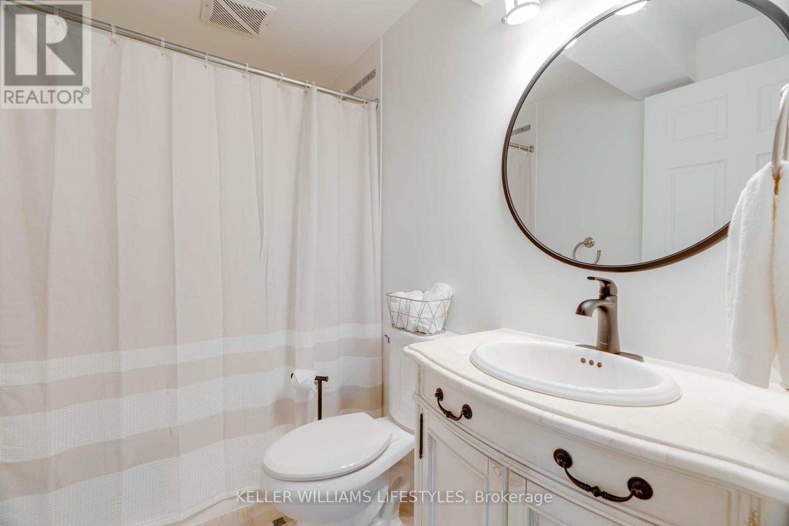 58 Deborah Drive, Strathroy-Caradoc, Ontario  N7G 4C8 - Photo 36 - X12304687