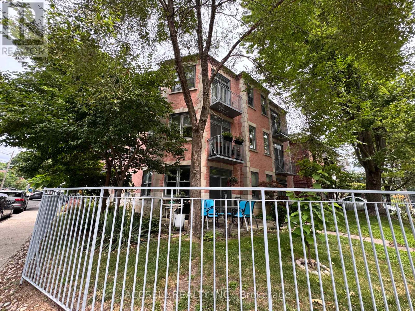 Property at 302 - 15 GLEN MANOR DRIVE image 1