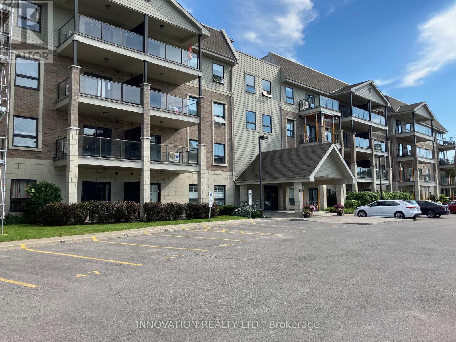 116 - 120 PRESTIGE CIRCLE, Ottawa, Ontario