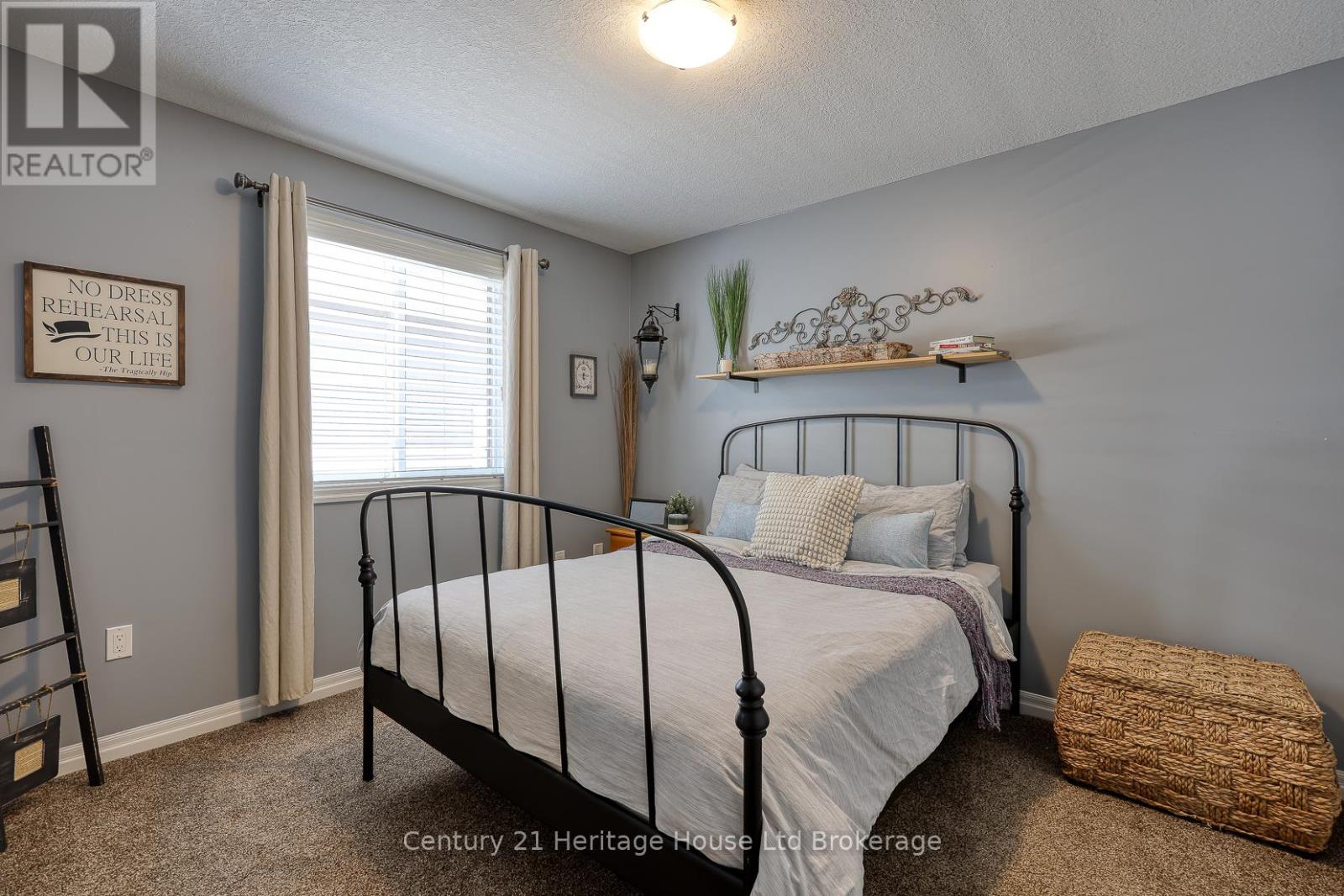 89 Walker Road, Ingersoll, Ontario  N5C 0A6 - Photo 26 - X12304681