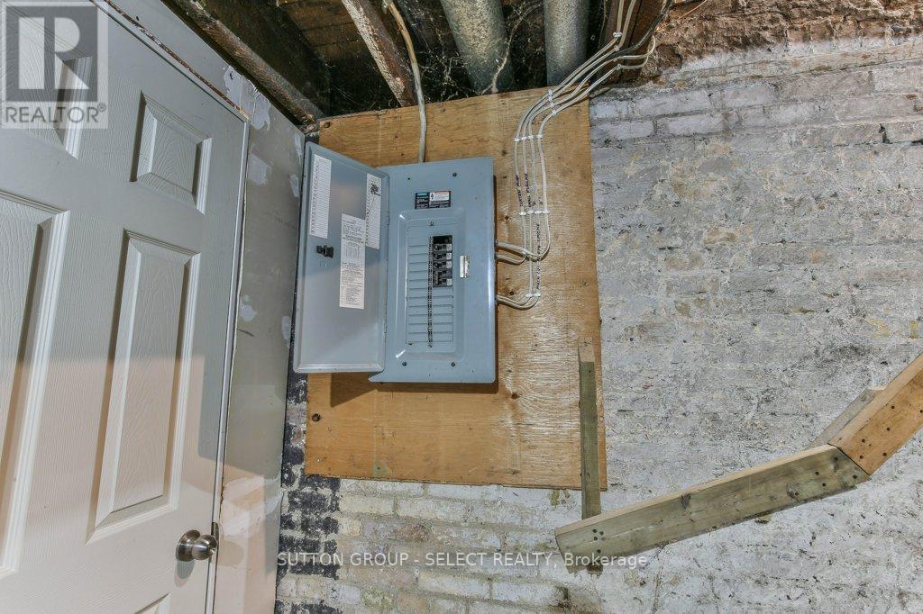 Photo 43 of 46 for 330 Burwell Street