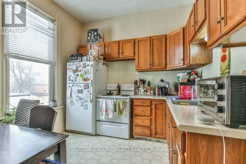 330 Burwell Street, London East, Ontario  N6B 2V9 - Photo 16 - X12278404