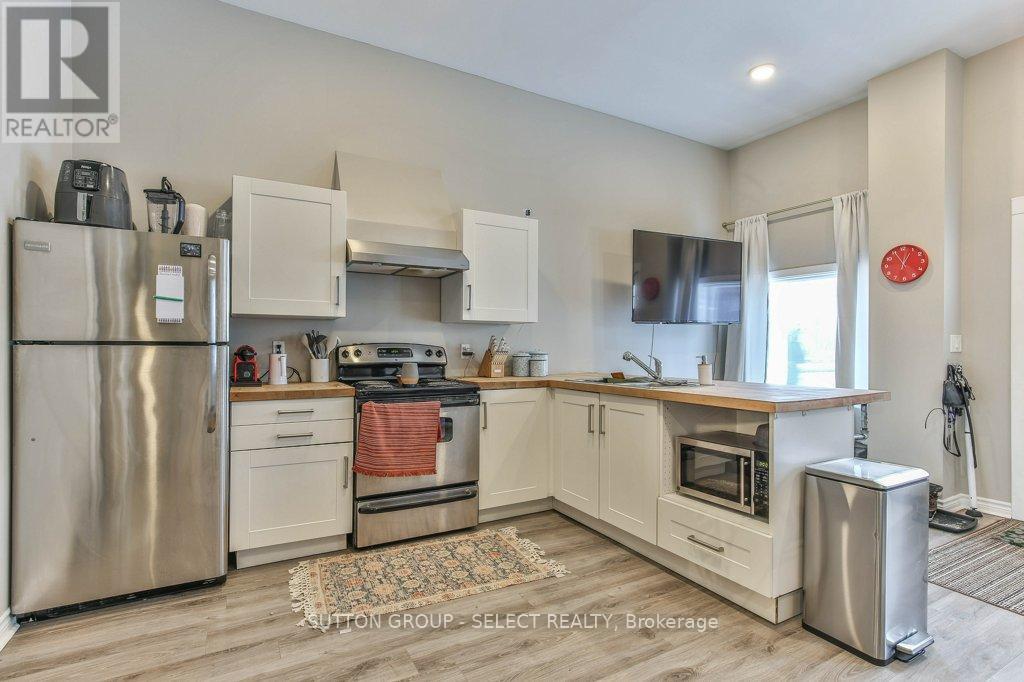 330 Burwell Street, London East, Ontario  N6B 2V9 - Photo 26 - X12278404