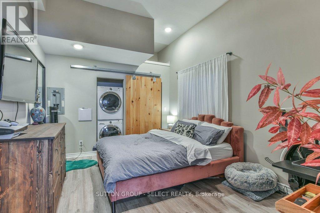 330 Burwell Street, London East, Ontario  N6B 2V9 - Photo 28 - X12278404