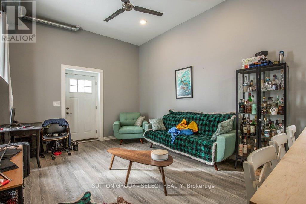 330 Burwell Street, London East, Ontario  N6B 2V9 - Photo 32 - X12278404
