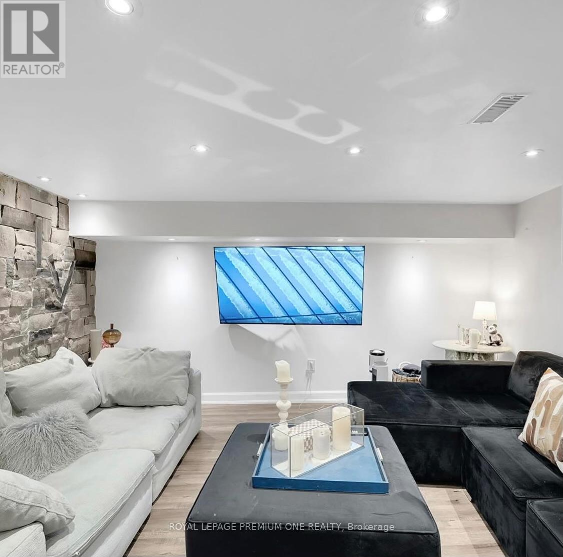 7 - 70 Plunkett Road, Toronto, Ontario  M9L 2J4 - Photo 36 - W12300722