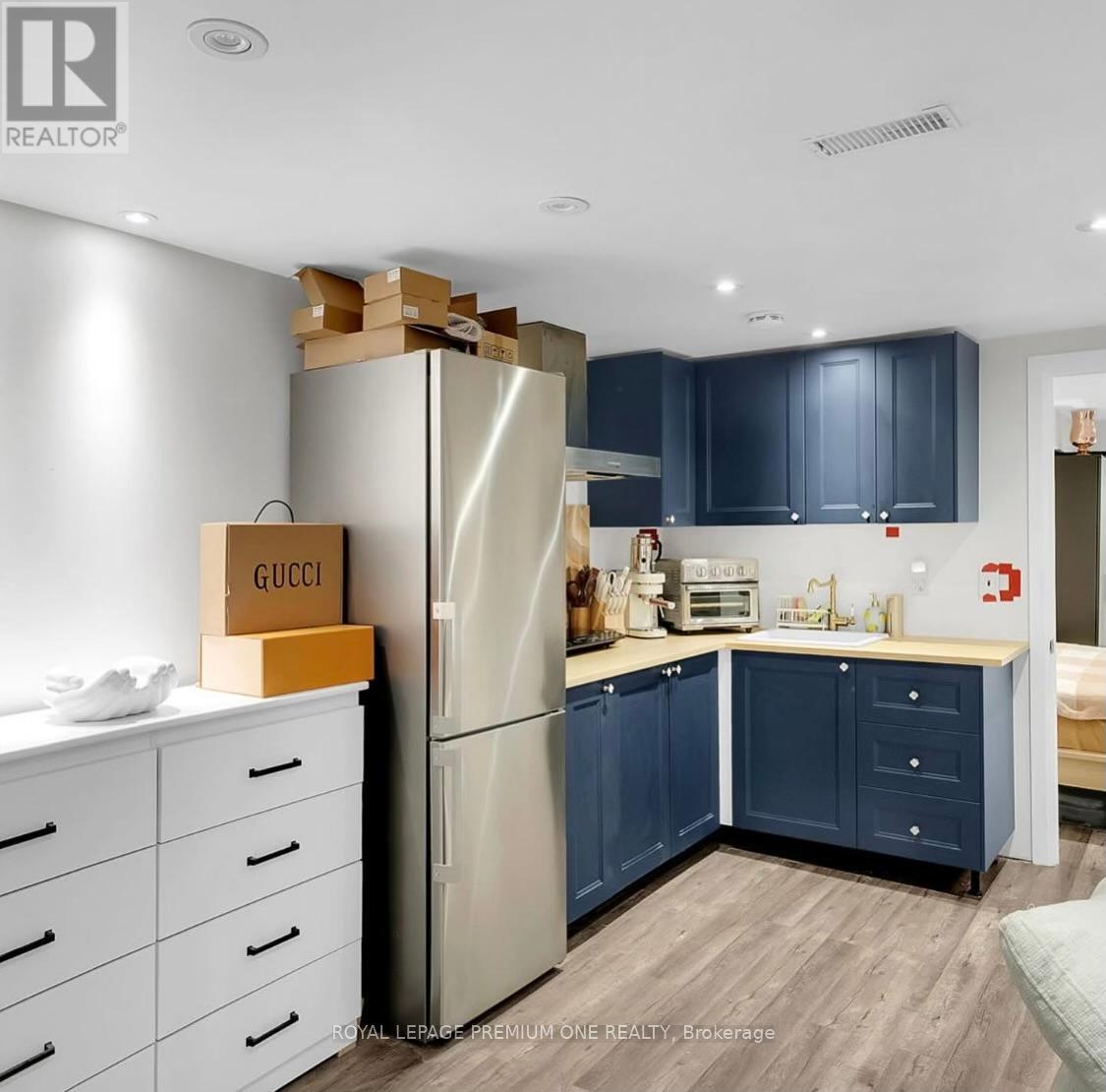 7 - 70 Plunkett Road, Toronto, Ontario  M9L 2J4 - Photo 37 - W12300722