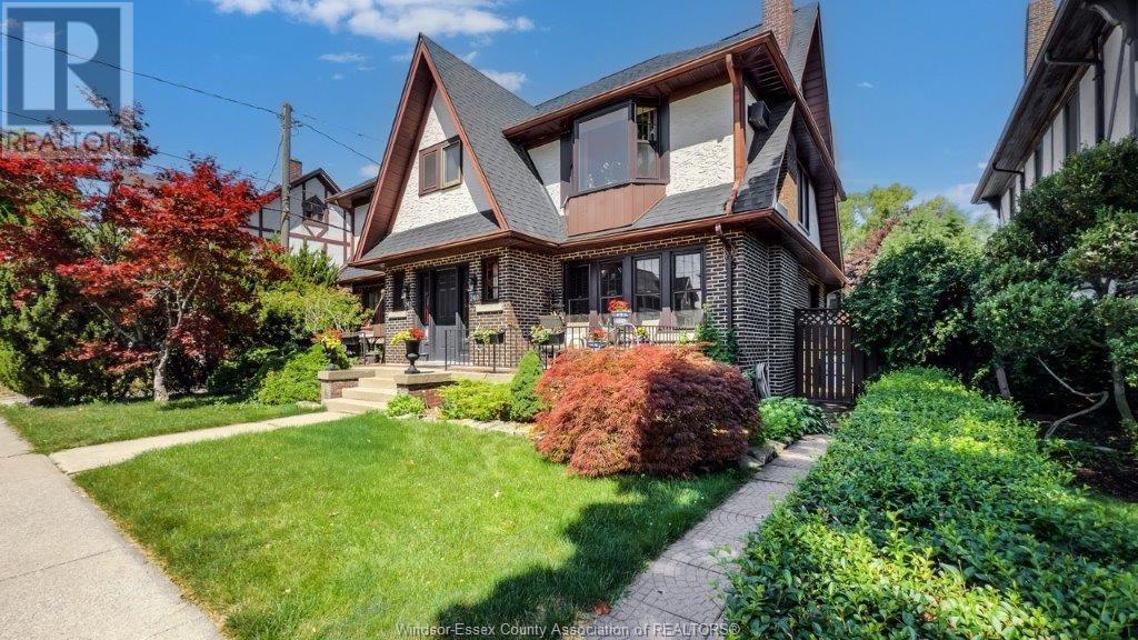 Property at 240 PINE image 3