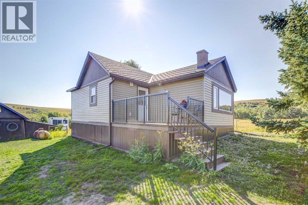 4417 Range Road 30-1, Rural Pincher Creek No. 9, Alberta  T0K 1W0 - Photo 2 - A2236369