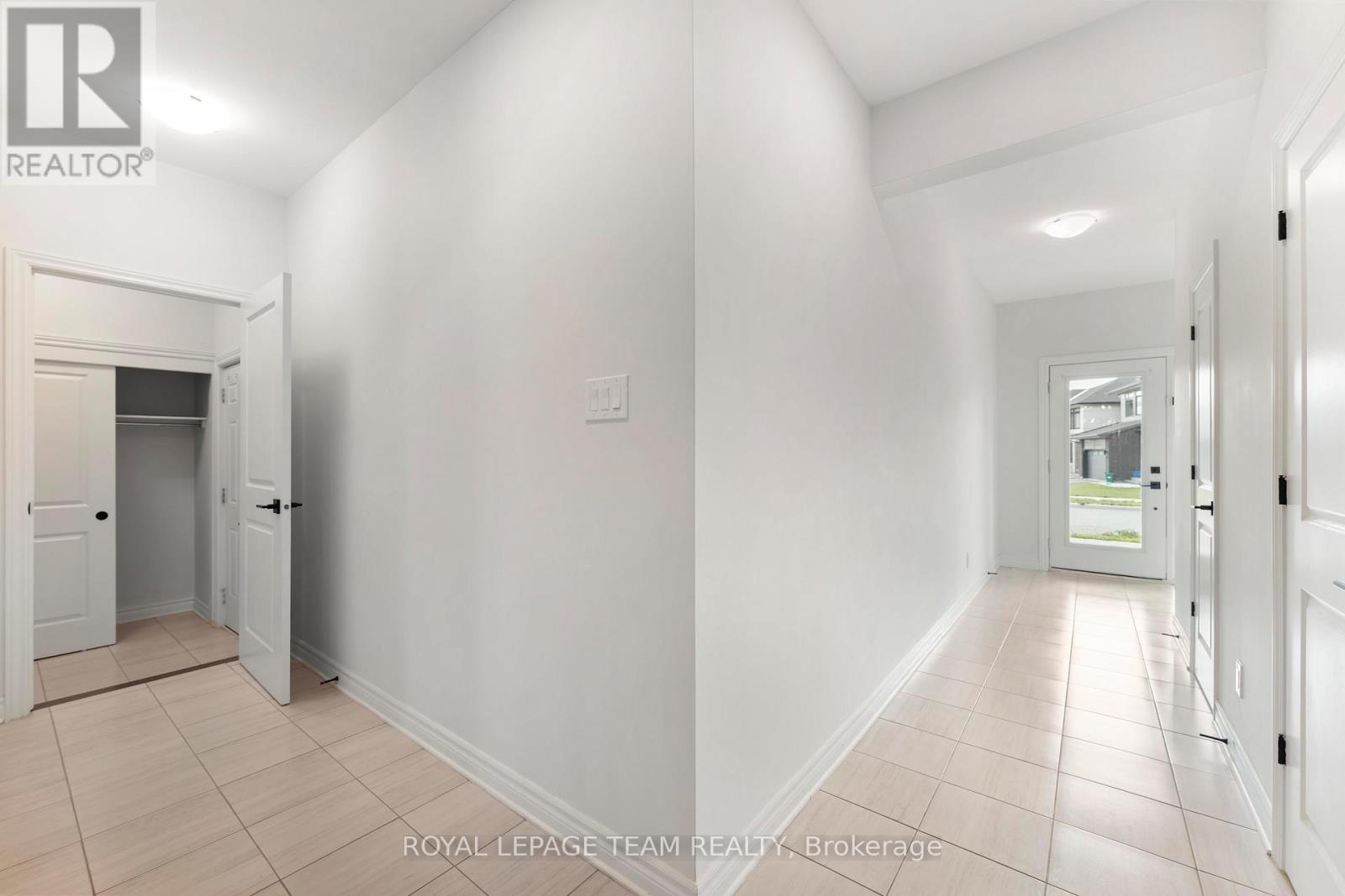 1010 Brian Good Avenue, Ottawa, Ontario  K4M 0R3 - Photo 9 - X12304811