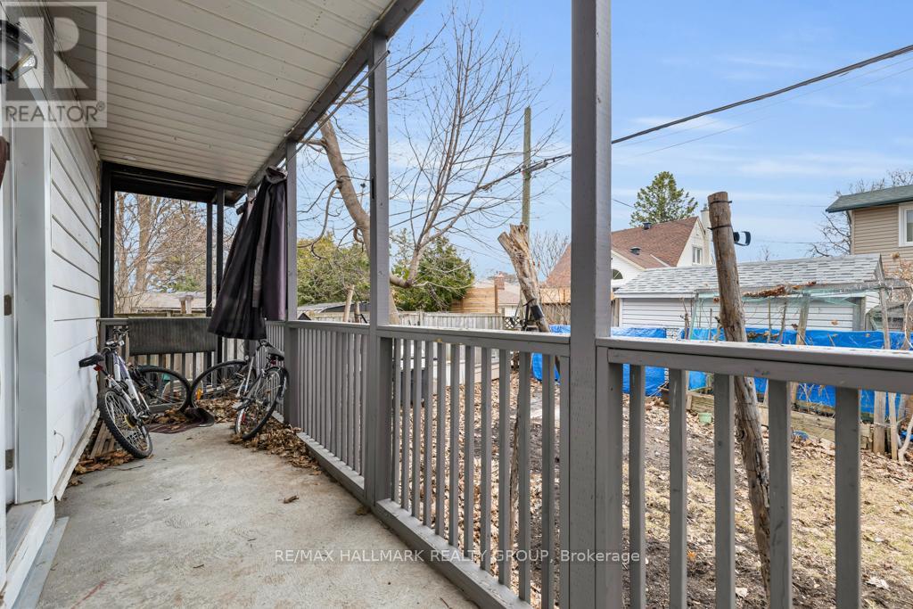 833 Maplewood Avenue, Ottawa, Ontario  K2B 5V4 - Photo 21 - X12304835
