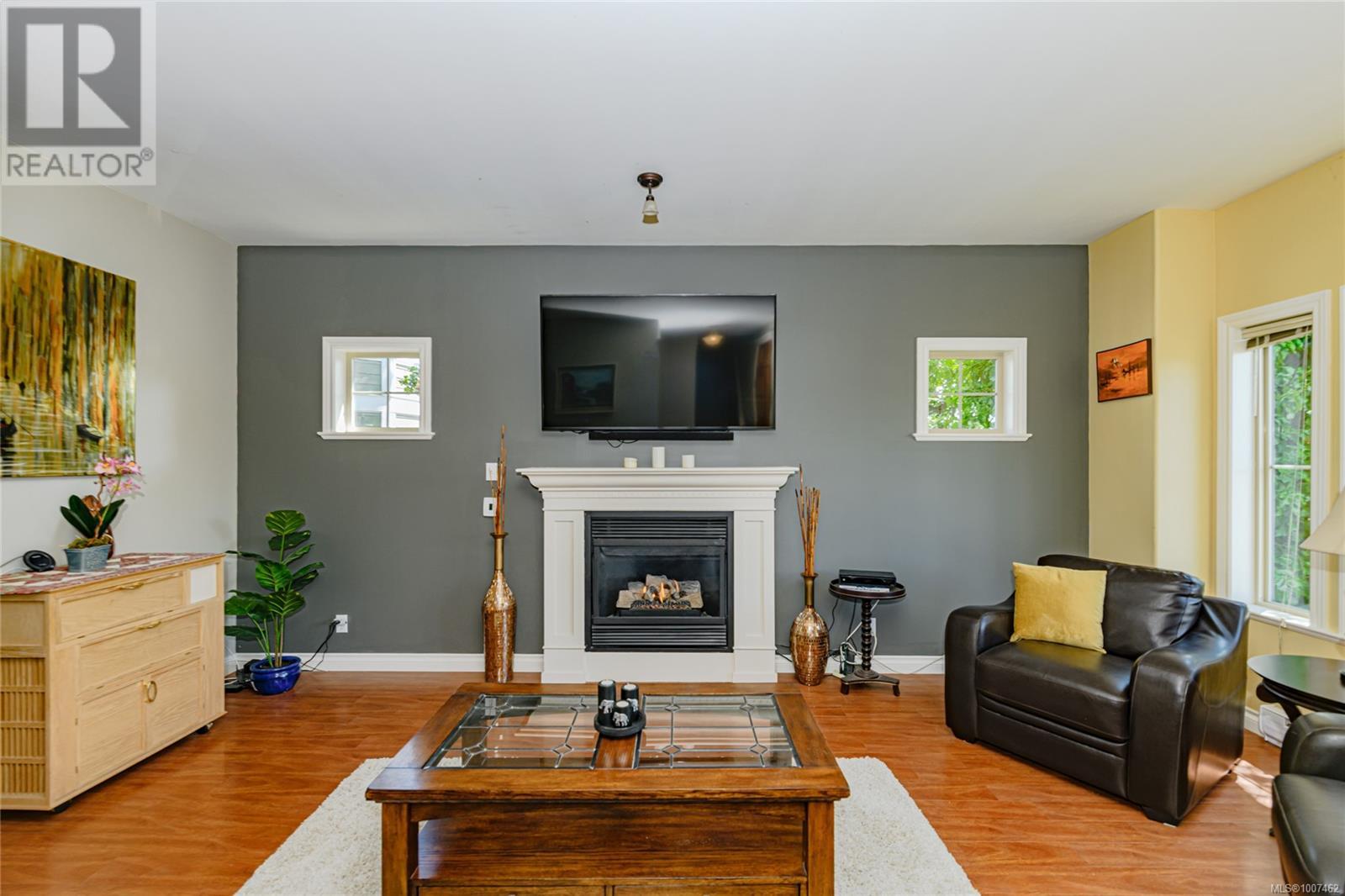Property at 1 615 Drake Ave image 4