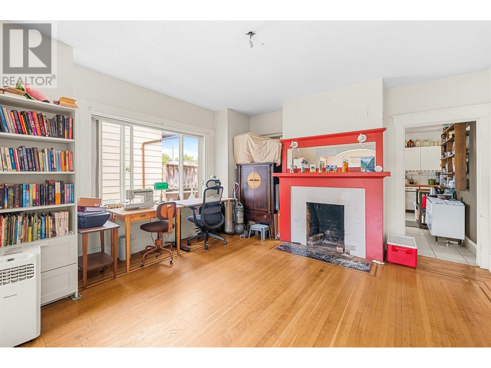 2781 Oxford Street, Vancouver, British Columbia  V5K 1N5 - Photo 13 - R3030299