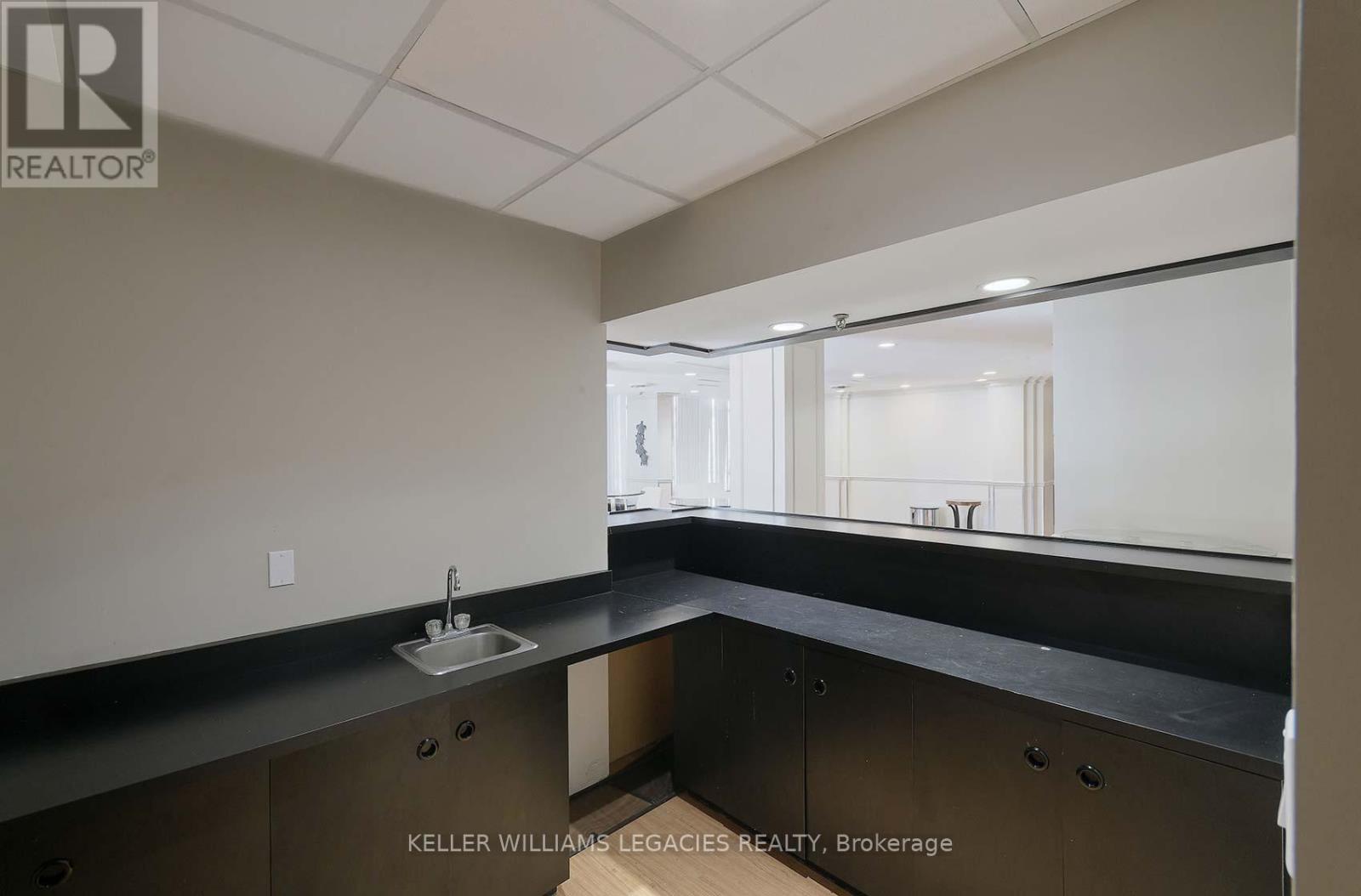 1601 - 7 Bishop Avenue, Toronto, Ontario  M2M 4J4 - Photo 35 - C12304651