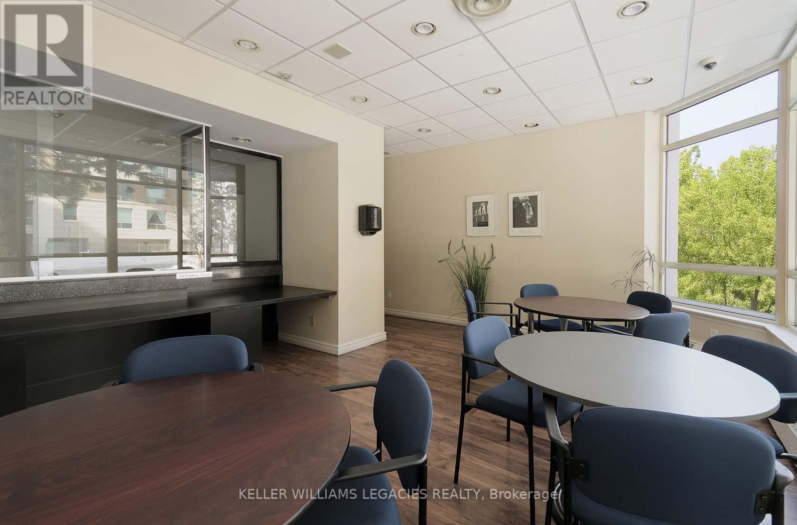 1601 - 7 Bishop Avenue, Toronto, Ontario  M2M 4J4 - Photo 39 - C12304651