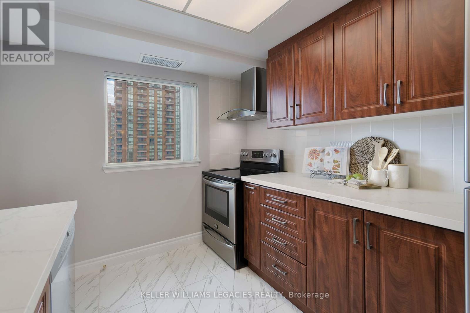1601 - 7 Bishop Avenue, Toronto, Ontario  M2M 4J4 - Photo 8 - C12304651
