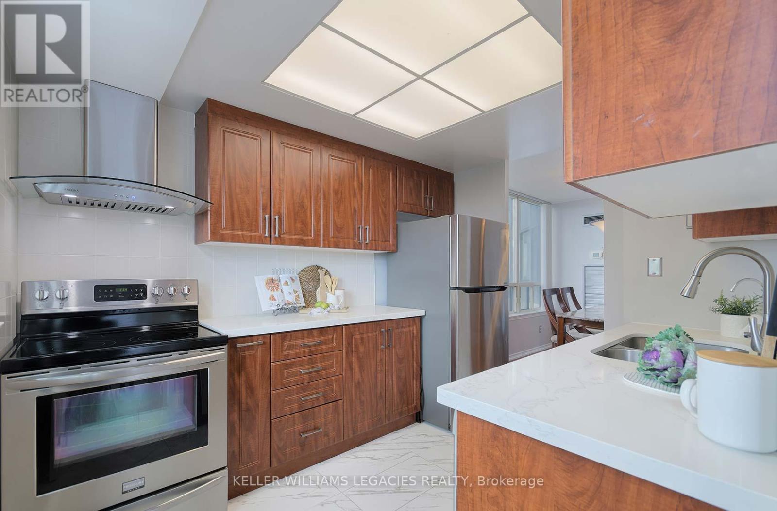 1601 - 7 Bishop Avenue, Toronto, Ontario  M2M 4J4 - Photo 9 - C12304651