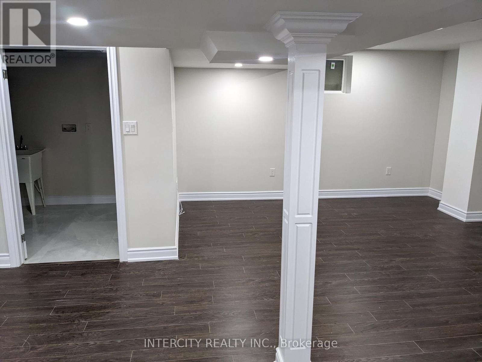 8 Mccourt Drive, Ajax, Ontario  L1Z 0S3 - Photo 3 - E12304559