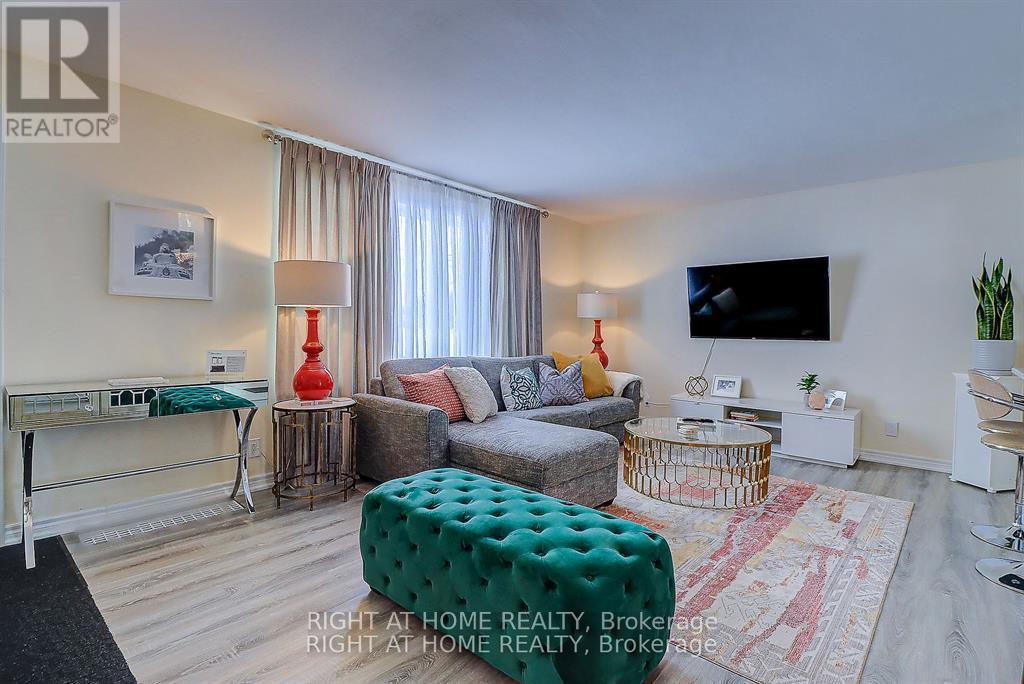 5 BELLEFONTAINE STREET, Toronto, Ontario