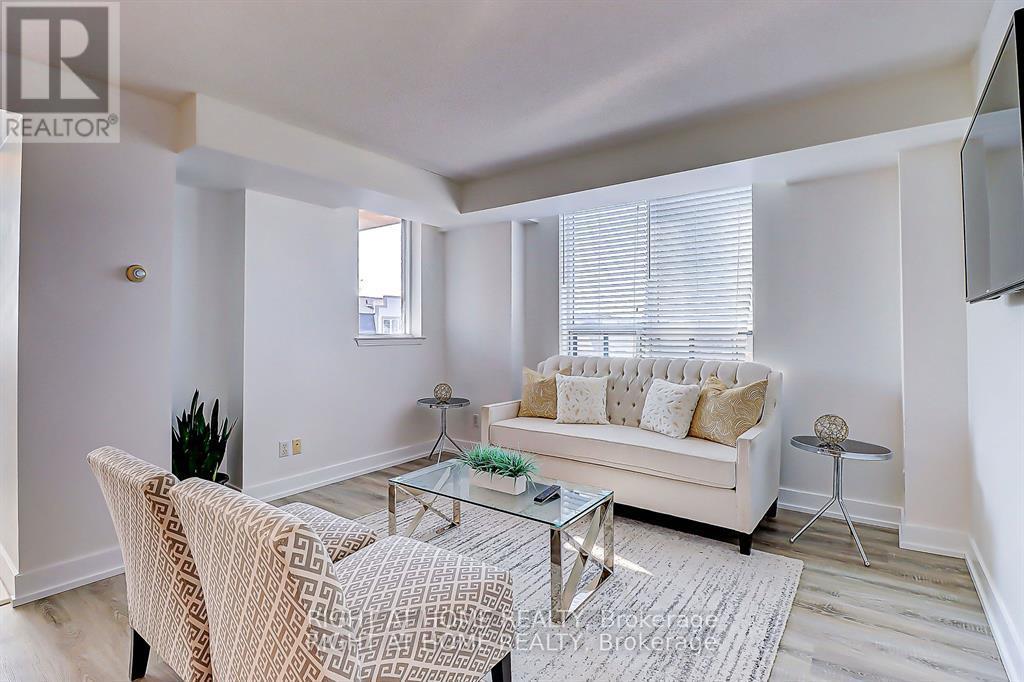 Property at 404 - 1625 PICKERING PARKWAY image 2