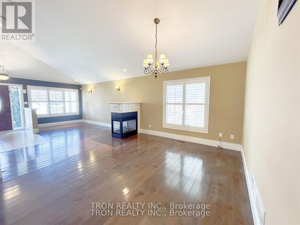 Property at 888 BARBADOS STREET image 4