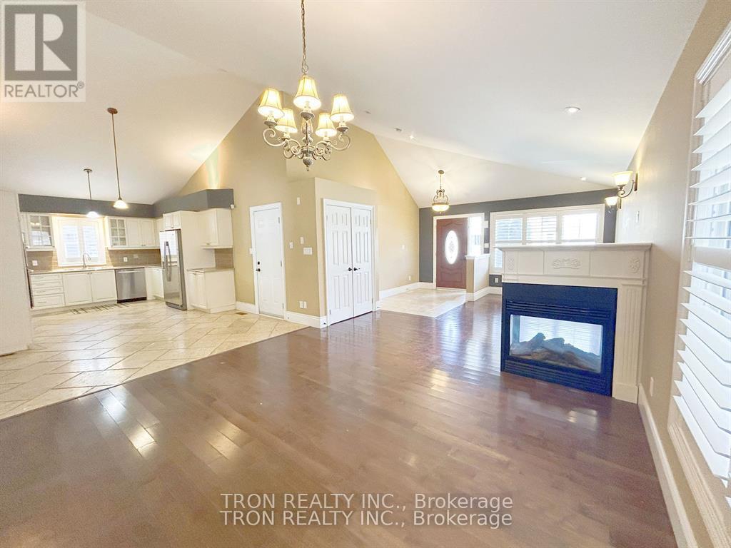 Property at 888 BARBADOS STREET image 5