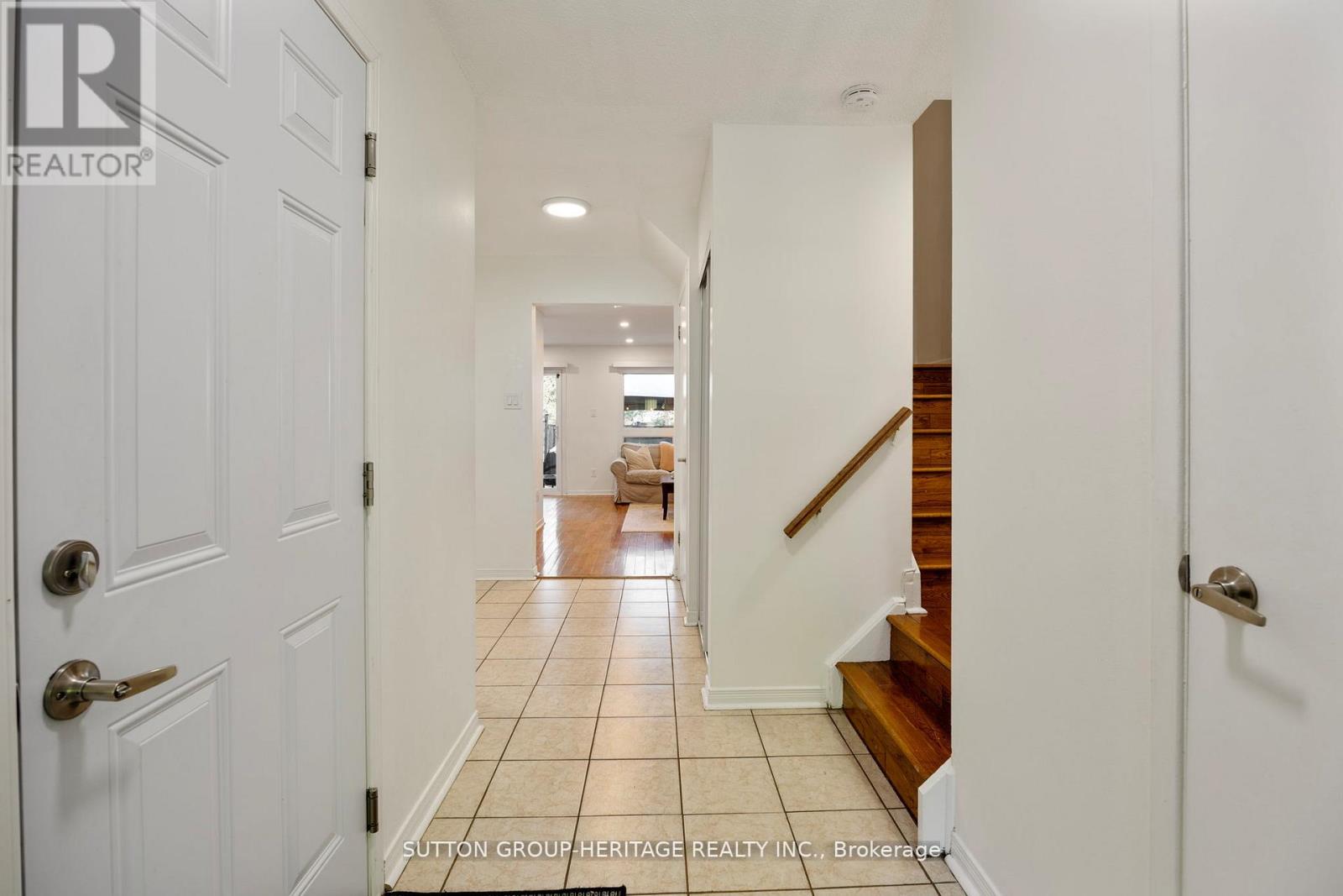 Property at 64 - 40 DUNDALK DRIVE image 4