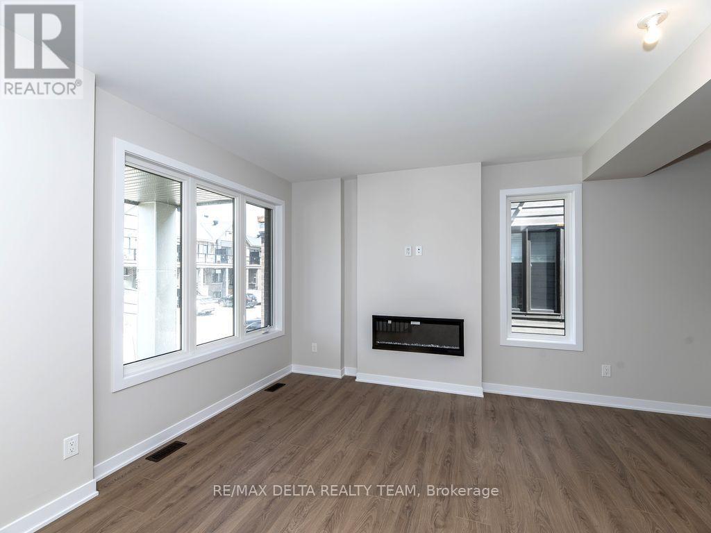 337 Catsfoot Walk S, Ottawa, Ontario  K2J 7G7 - Photo 4 - X12301595