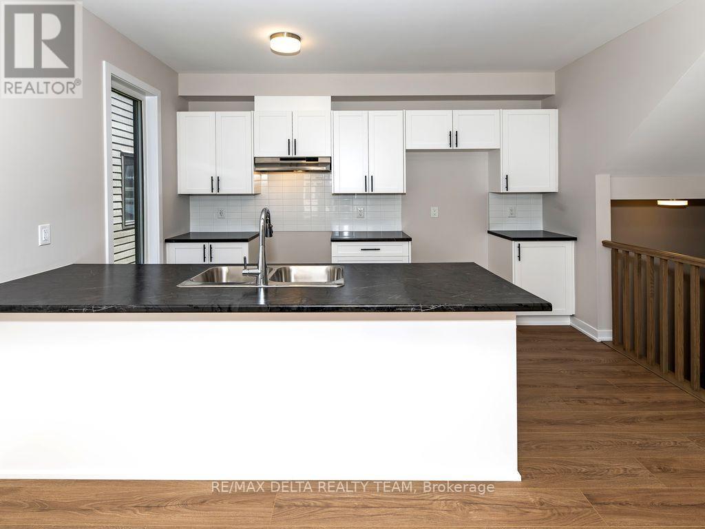 337 Catsfoot Walk S, Ottawa, Ontario  K2J 7G7 - Photo 9 - X12301595