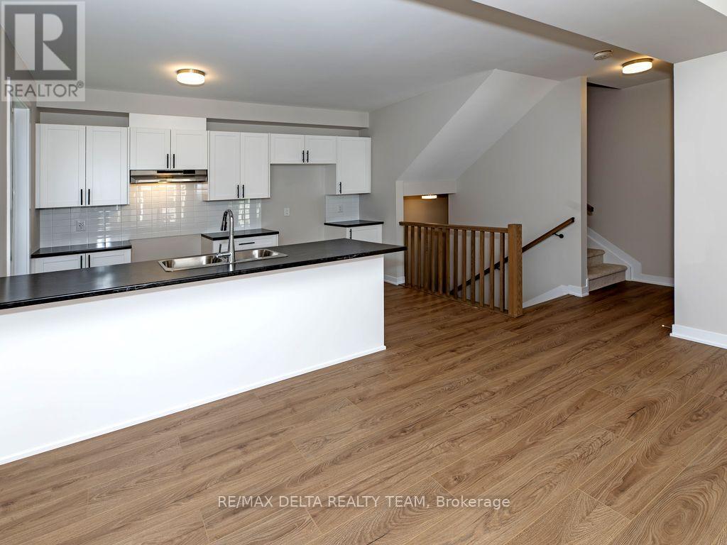 337 Catsfoot Walk S, Ottawa, Ontario  K2J 7G7 - Photo 8 - X12301595