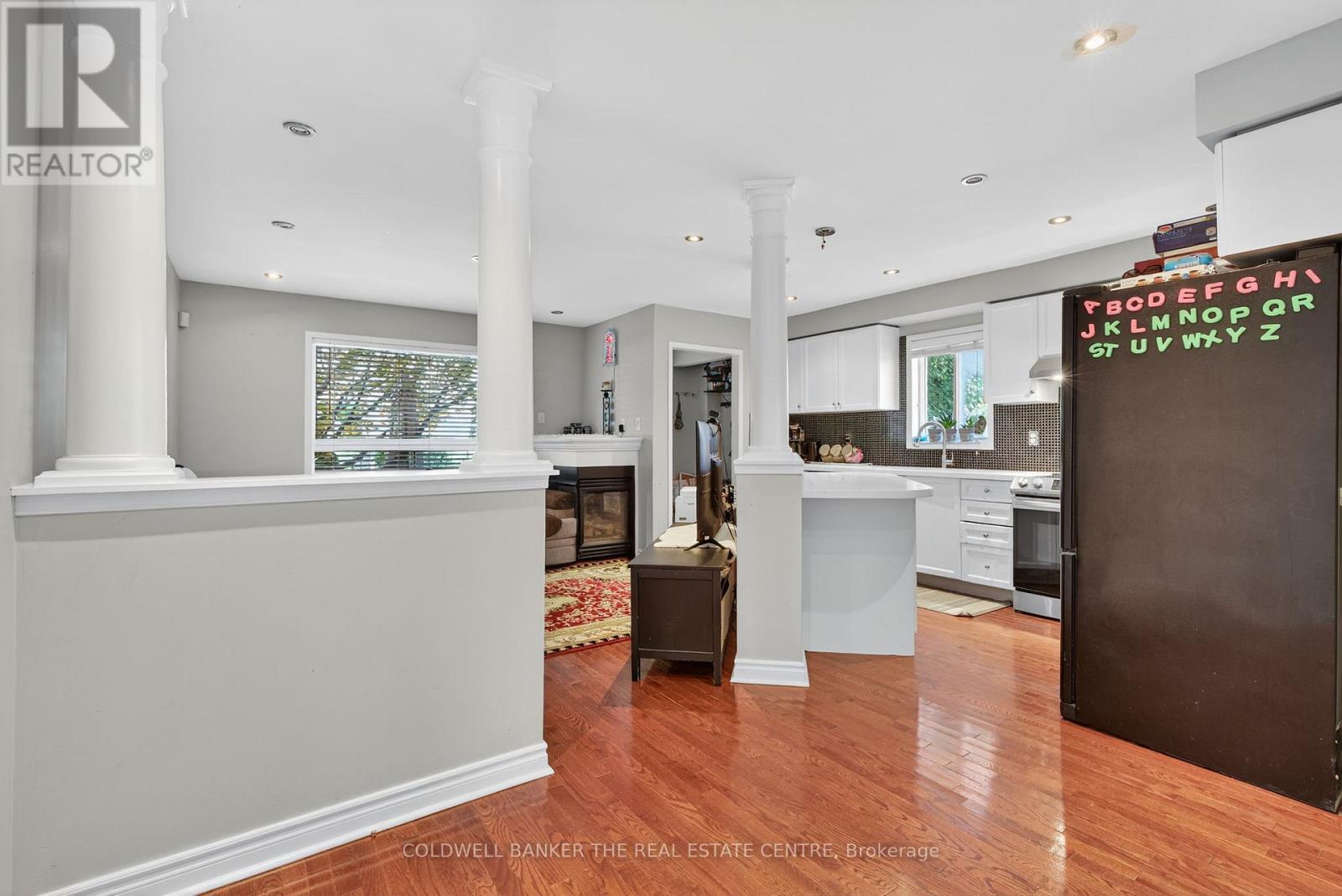 248 Walkerville Road, Markham, Ontario  L6B 1C6 - Photo 9 - N12304653