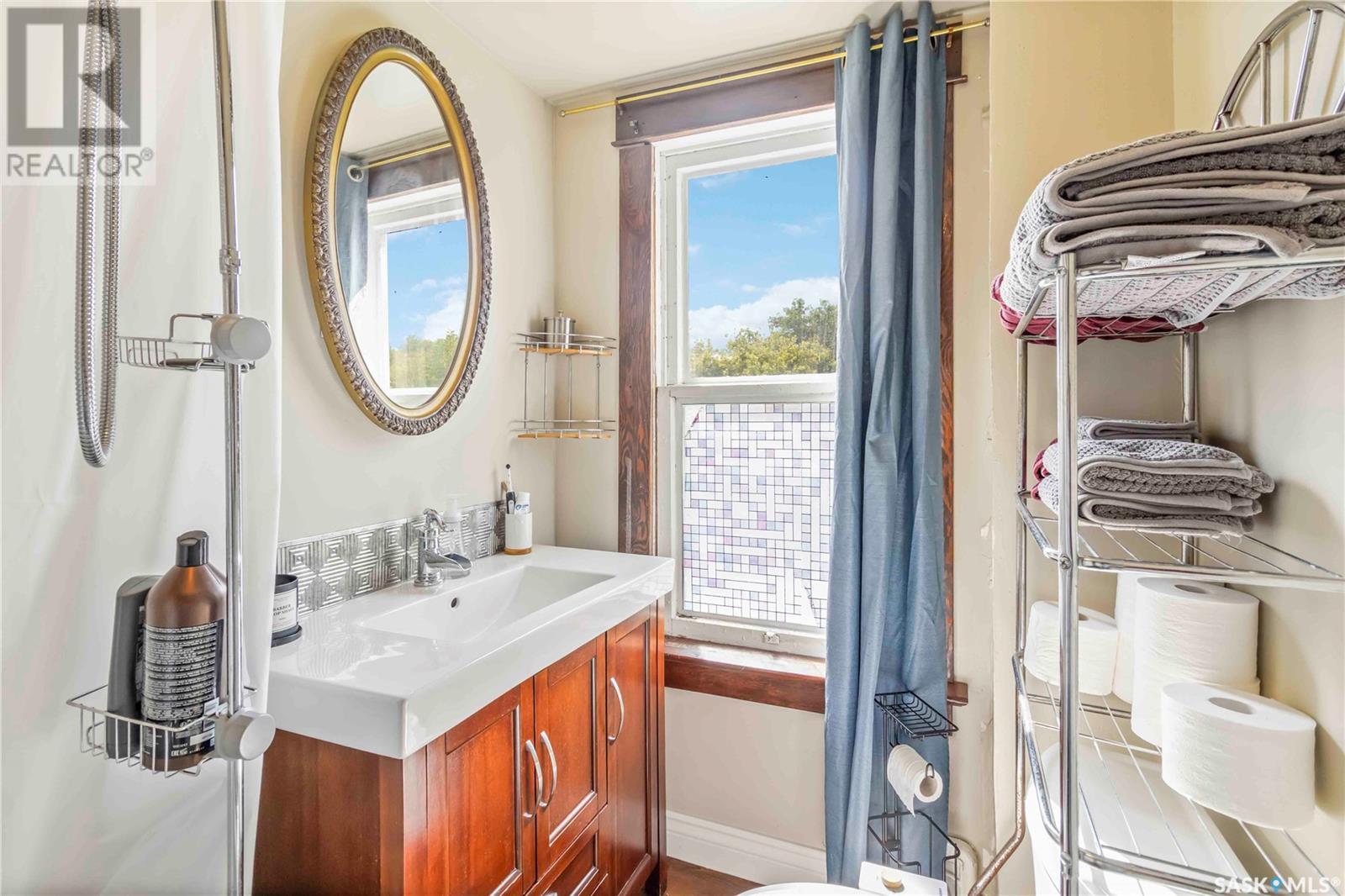 615 G Avenue S, Saskatoon, Saskatchewan  S7M 1V8 - Photo 28 - SK013547