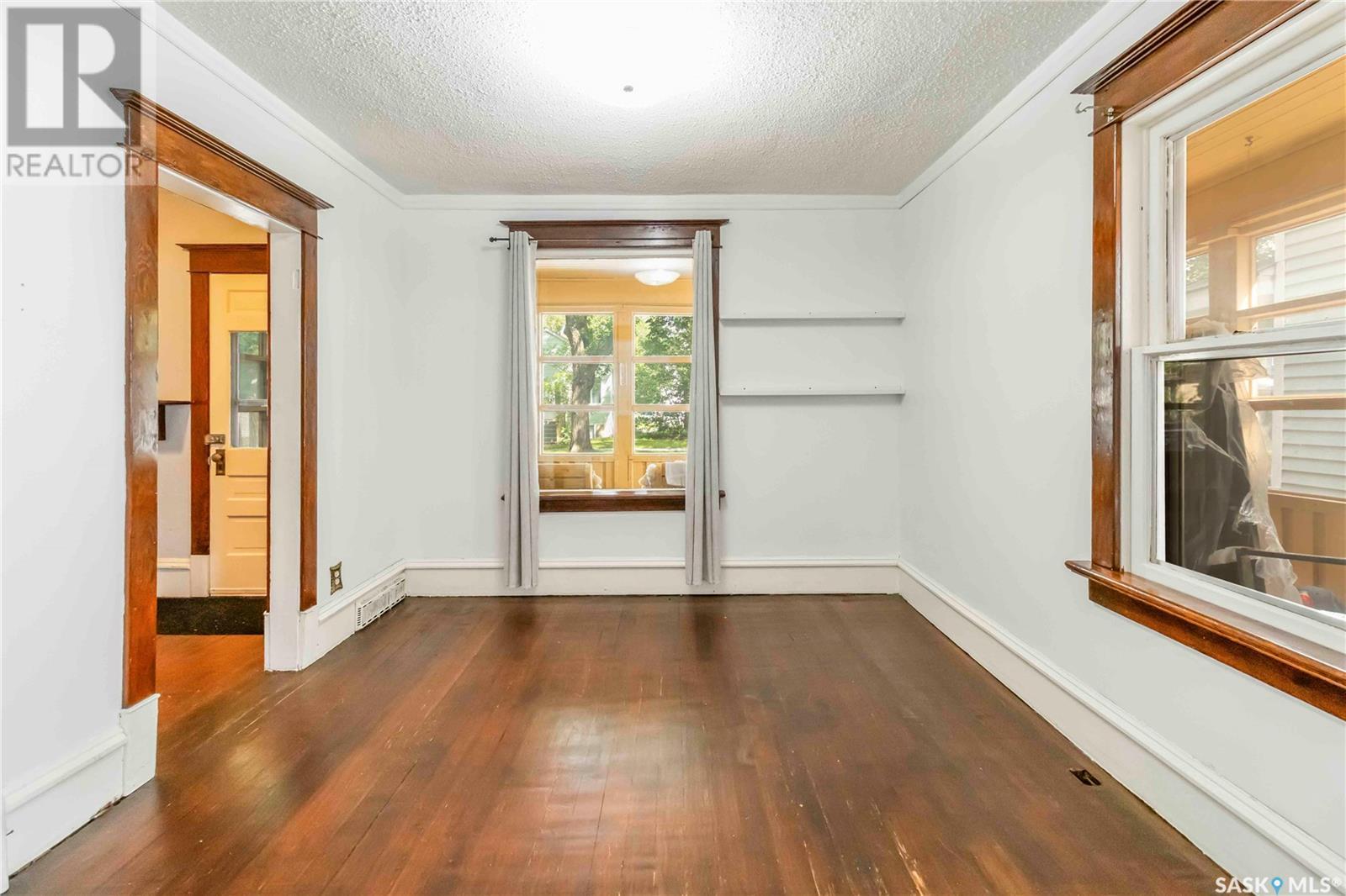 615 G Avenue S, Saskatoon, Saskatchewan  S7M 1V8 - Photo 8 - SK013547