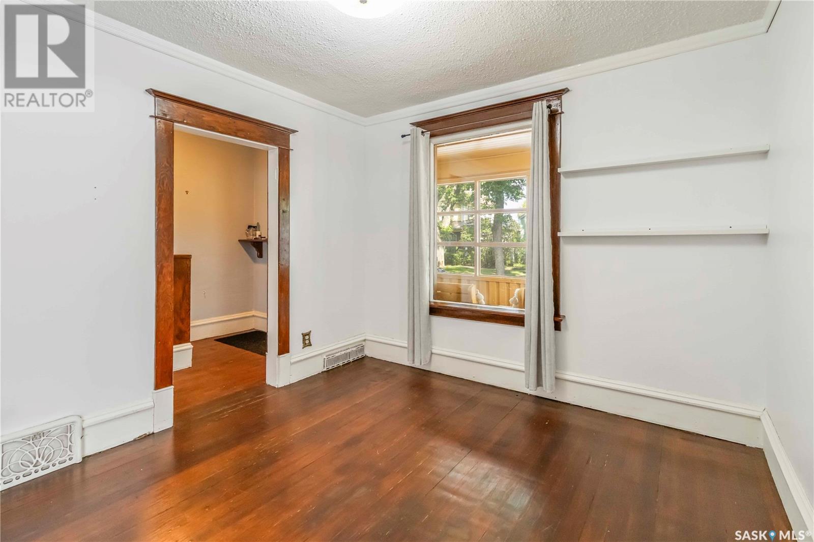 615 G Avenue S, Saskatoon, Saskatchewan  S7M 1V8 - Photo 9 - SK013547