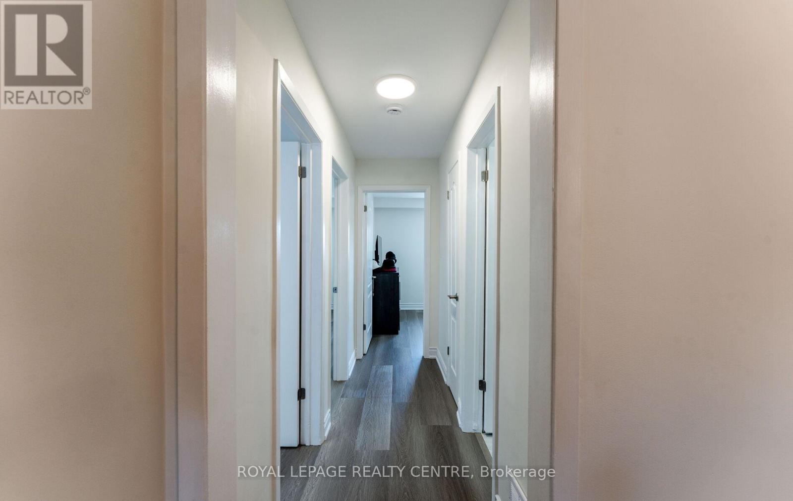 Upper Level - 540 Cavell Drive, Mississauga, Ontario  L5B 2N9 - Photo 21 - W12304695