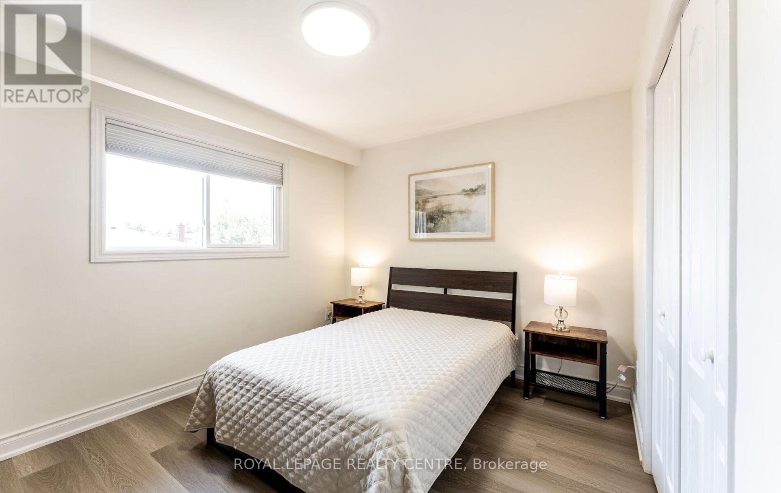Upper Level - 540 Cavell Drive, Mississauga, Ontario  L5B 2N9 - Photo 25 - W12304695