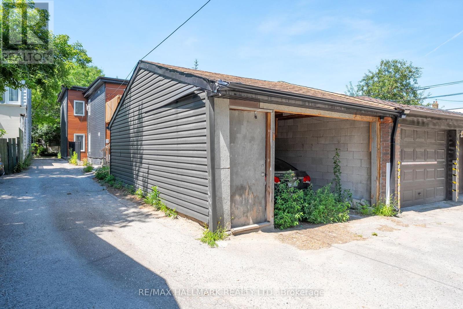 123 Lansdowne Avenue, Toronto (Roncesvalles), Ontario  M6K 2W1 - Photo 34 - W12304700