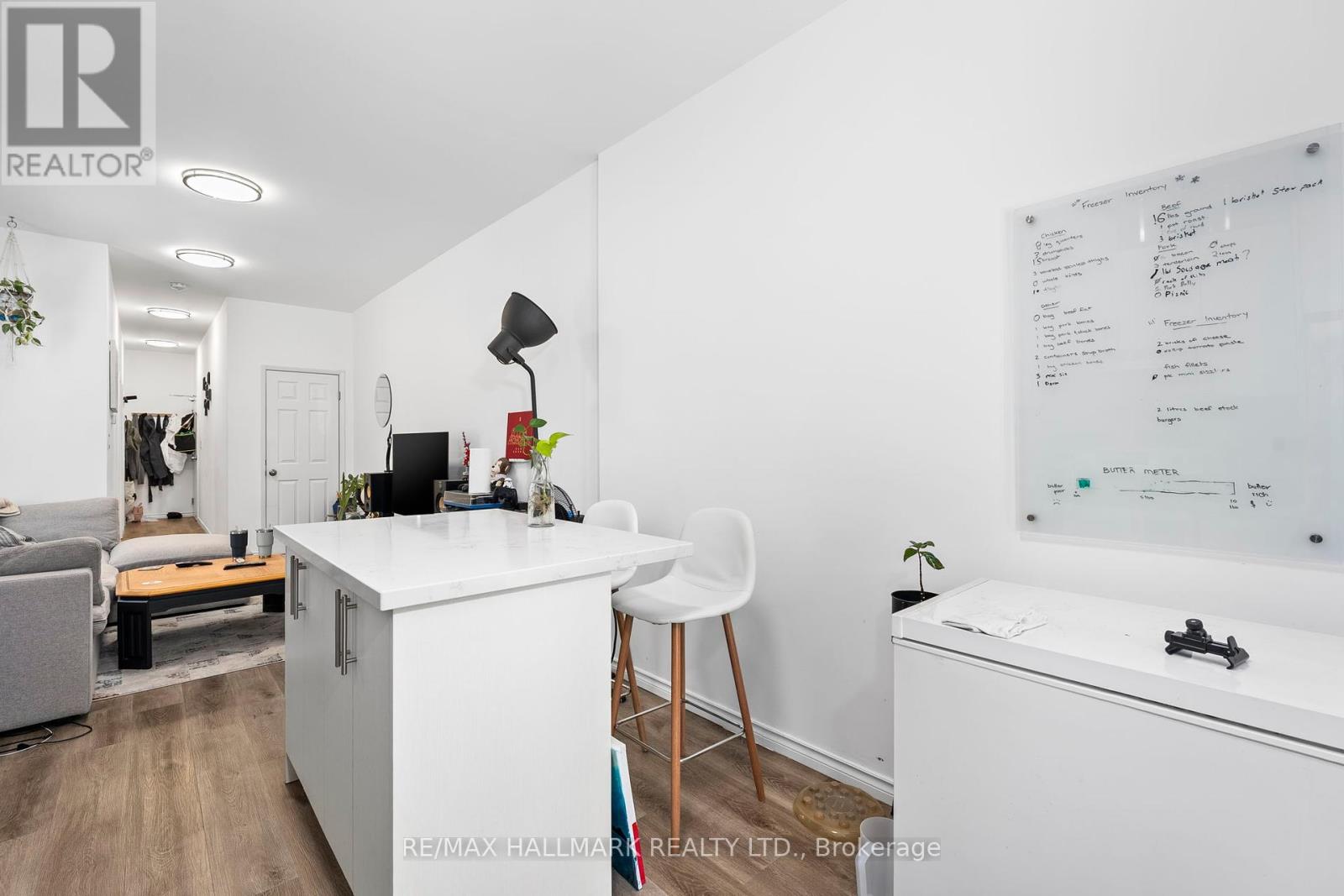 Property at 123 LANSDOWNE AVENUE image 5