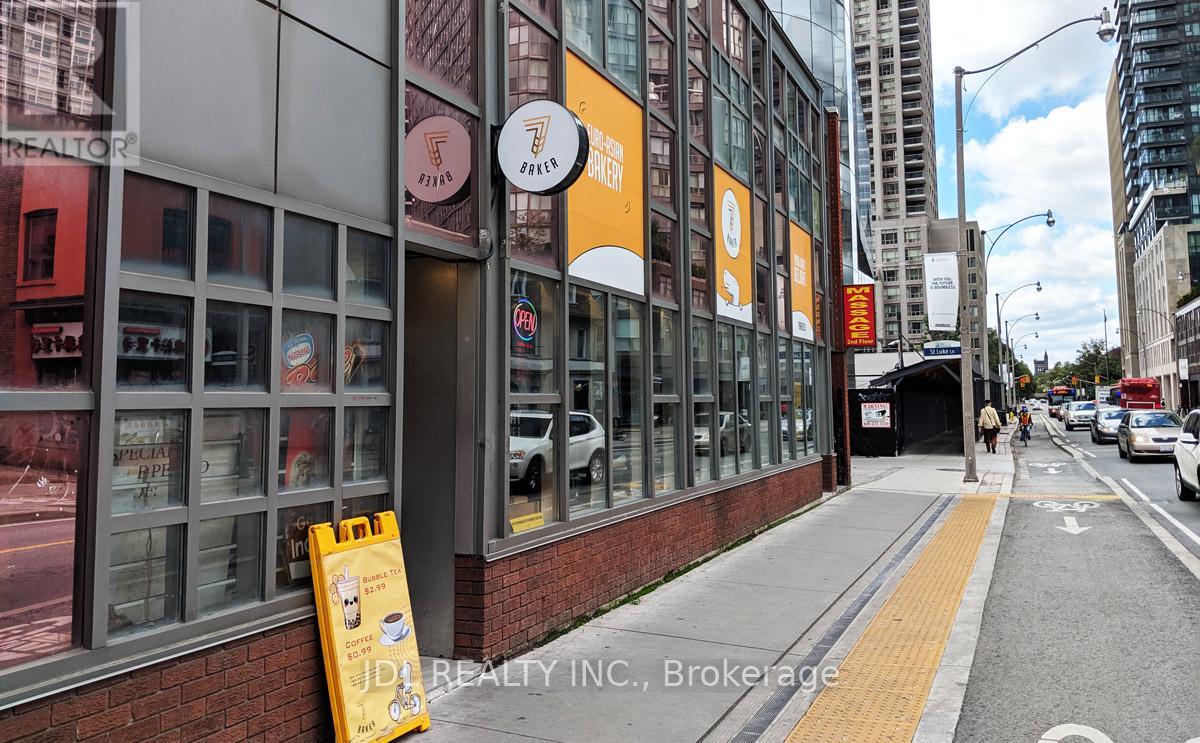 3 Wellesley Street W, Toronto (Bay Street Corridor), Ontario  M4Y 1E8 - Photo 2 - C12304805