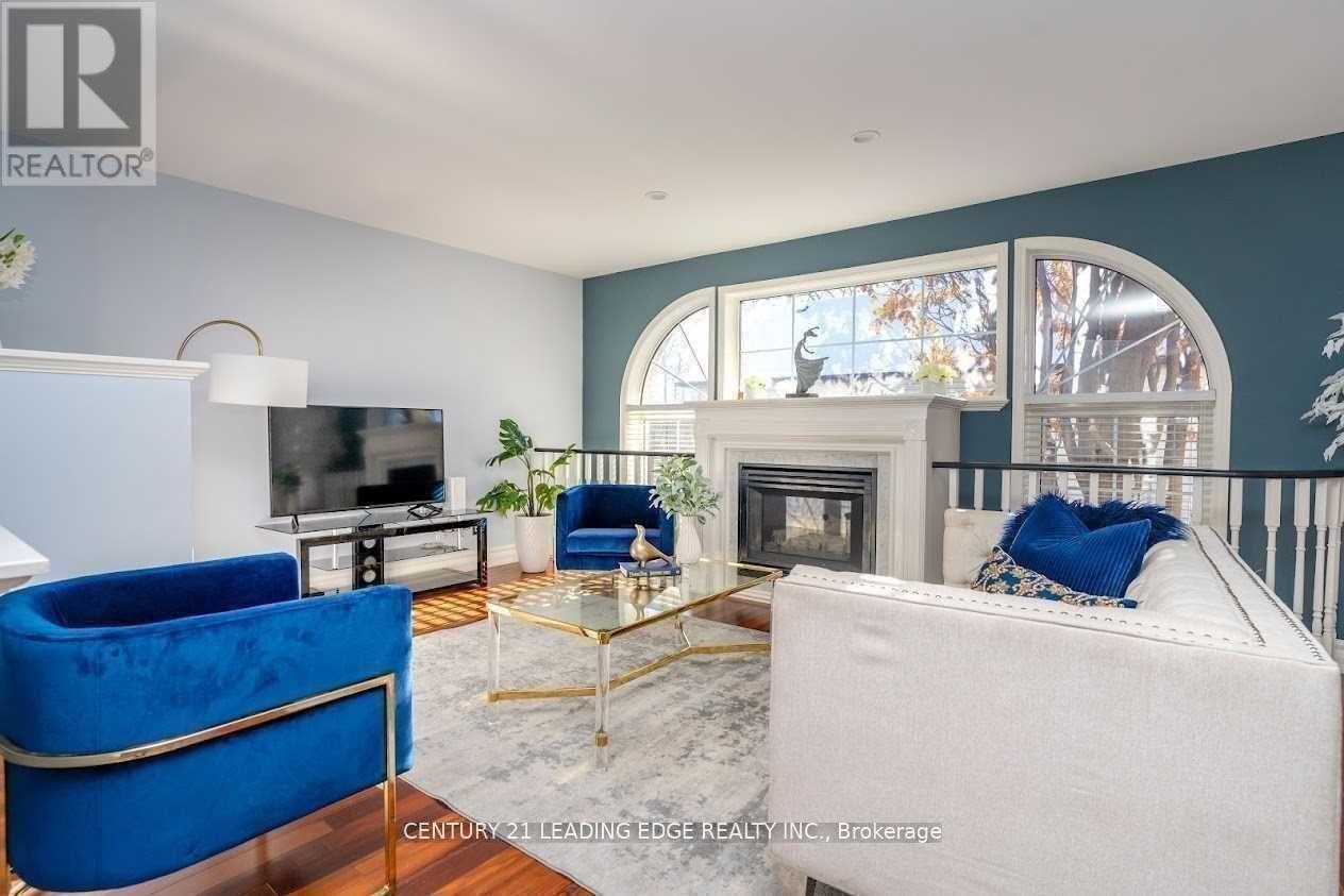 Property at 507 DUNLOP STREET image 4