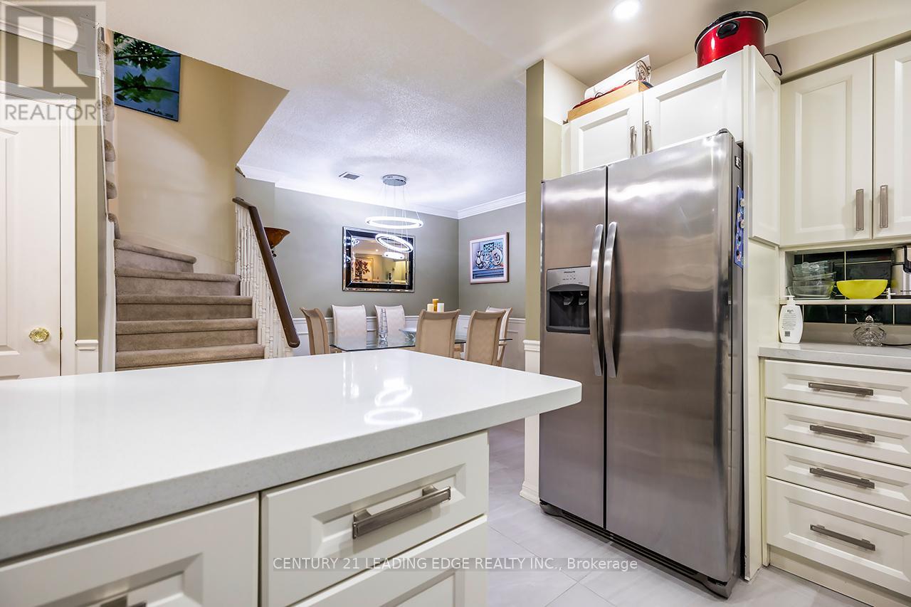 621 - 1400 The Esplanade Drive N, Pickering, Ontario  L1V 6V2 - Photo 7 - E12304807