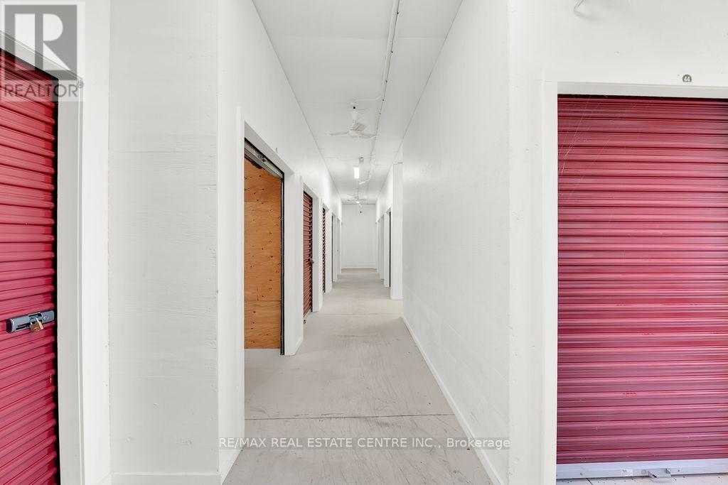 Shop/storage - 8268 Highway No 20 Highway, Grimsby, Ontario  L0R 2A0 - Photo 4 - X12304568