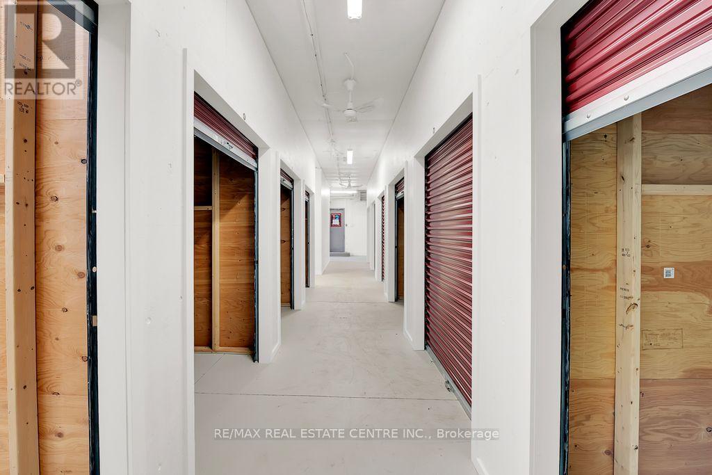 Shop/storage - 8268 Highway No 20 Highway, Grimsby, Ontario  L0R 2A0 - Photo 5 - X12304568
