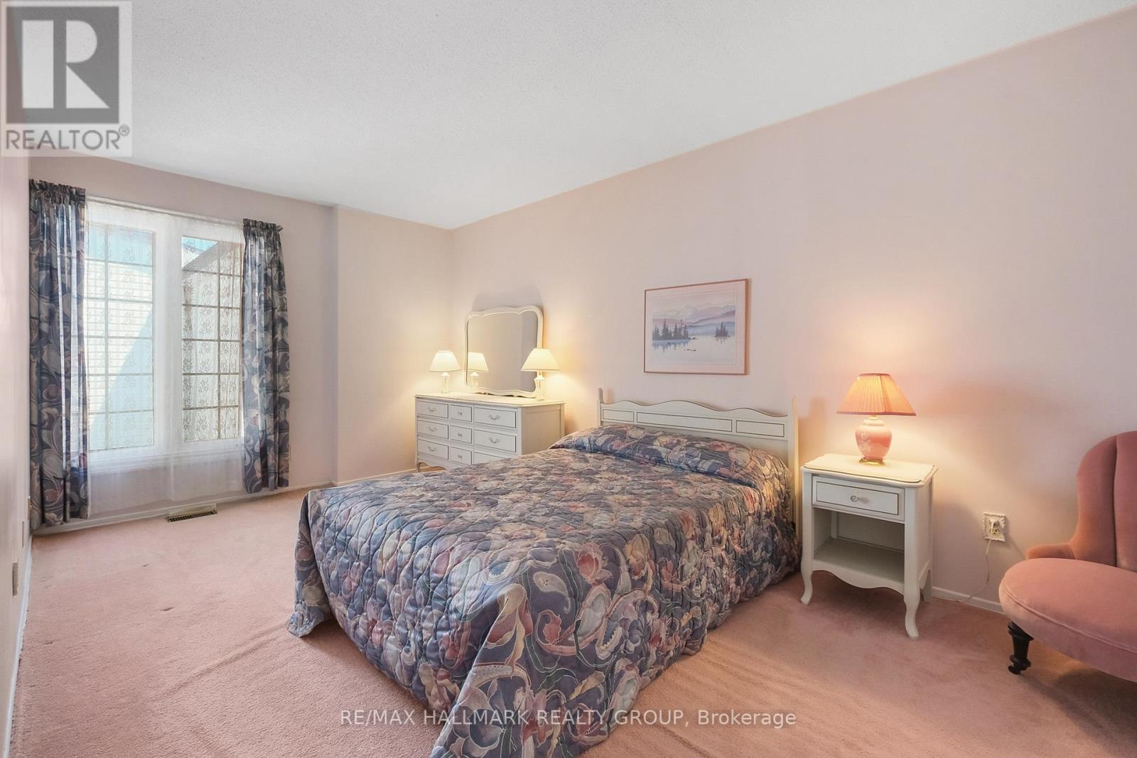 625 Trelawny Private, Ottawa, Ontario  K2C 3M9 - Photo 13 - X12304933