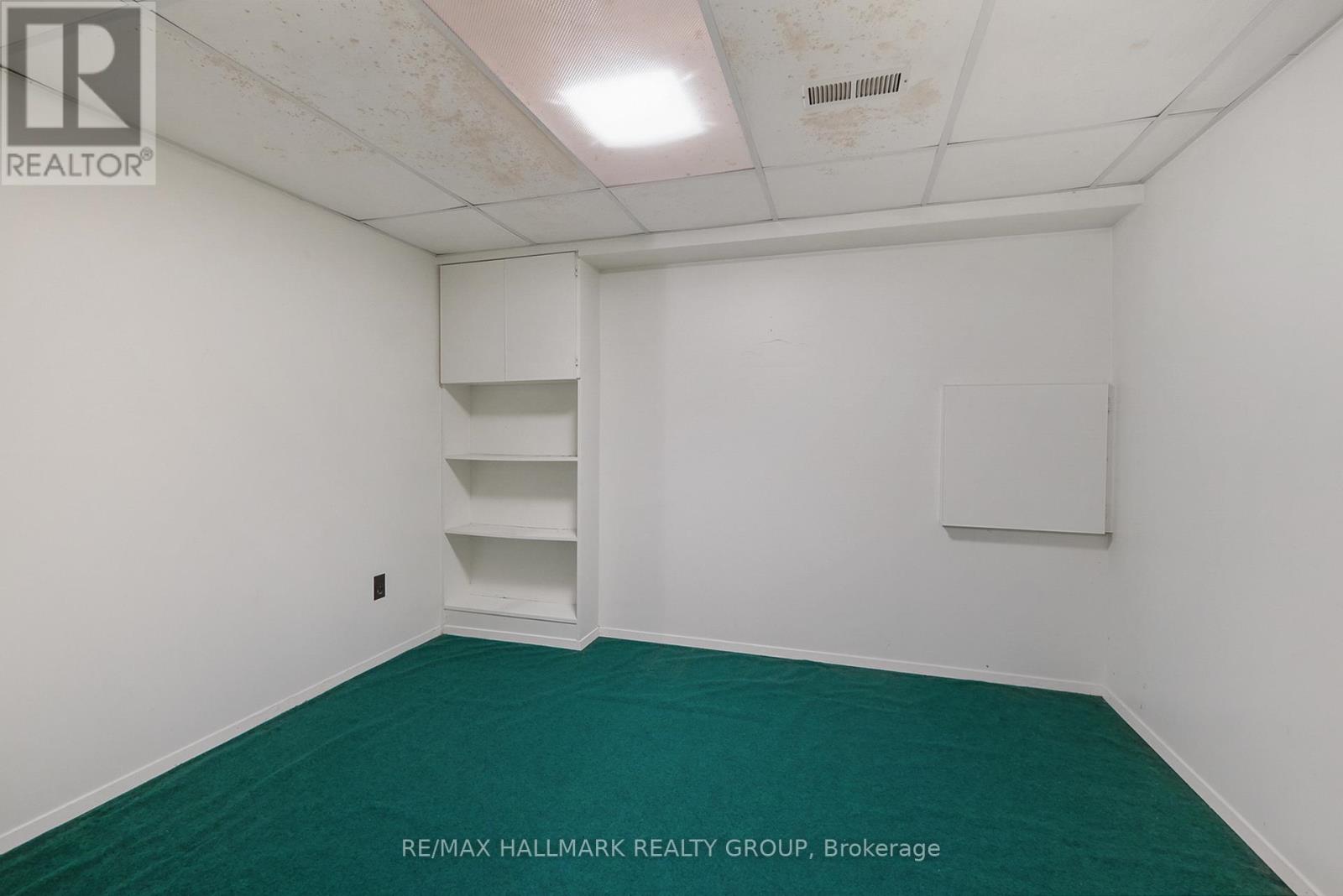 625 Trelawny Private, Ottawa, Ontario  K2C 3M9 - Photo 21 - X12304933